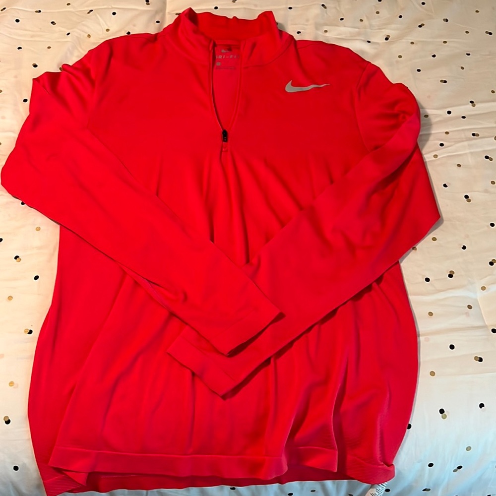 Nike golf fuchsia 1/4 zip pullover size medium